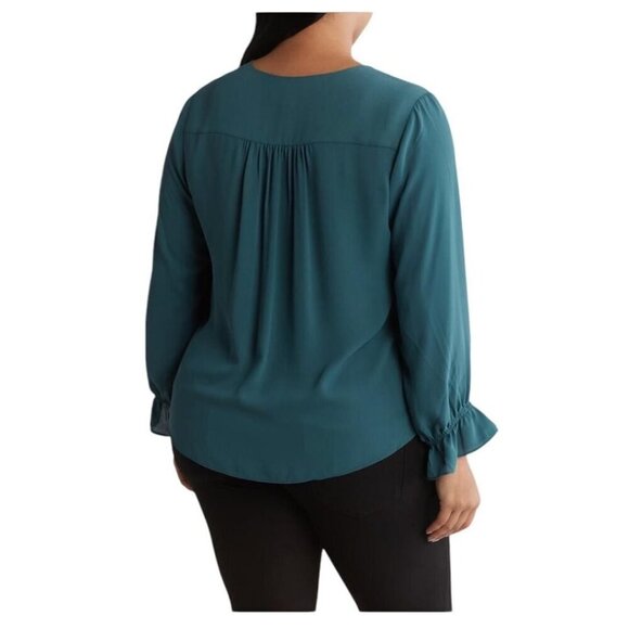 Tahari Womens Blue Green V Neck Button Front Long Sleeve Blouse Plus Sz 2X New - Picture 2 of 9